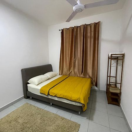 Dm Homestay Skudai Exterior photo